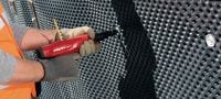 X-U P8 steel/masonry nails High-performance single nail for fastening to concrete and steel using powder-actuated tools Applications 3