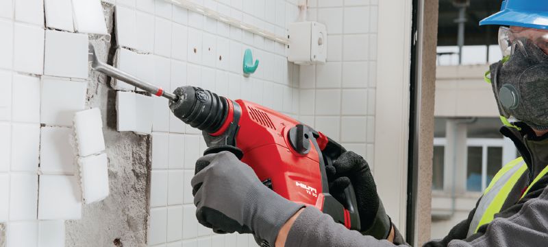 TE 30-AVR Rotary hammer Powerful SDS Plus (TE-C) rotary hammer for heavy-duty concrete drilling and corrective chiselling, with Active Vibration Reduction (AVR) Applications 1