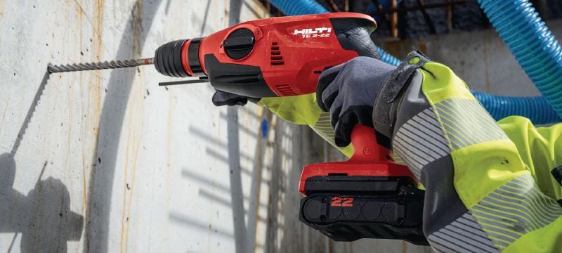 TE 2-22 Cordless rotary hammer Compact and lightweight SDS Plus cordless rotary hammer with pistol grip for best manoeuvrability when drilling overhead (Nuron battery platform) Applications 1