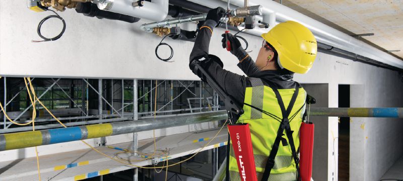 Overhead exoskeleton Passive exoskeleton to relieve strain on shoulders and arms during overhead installation work Applications 1